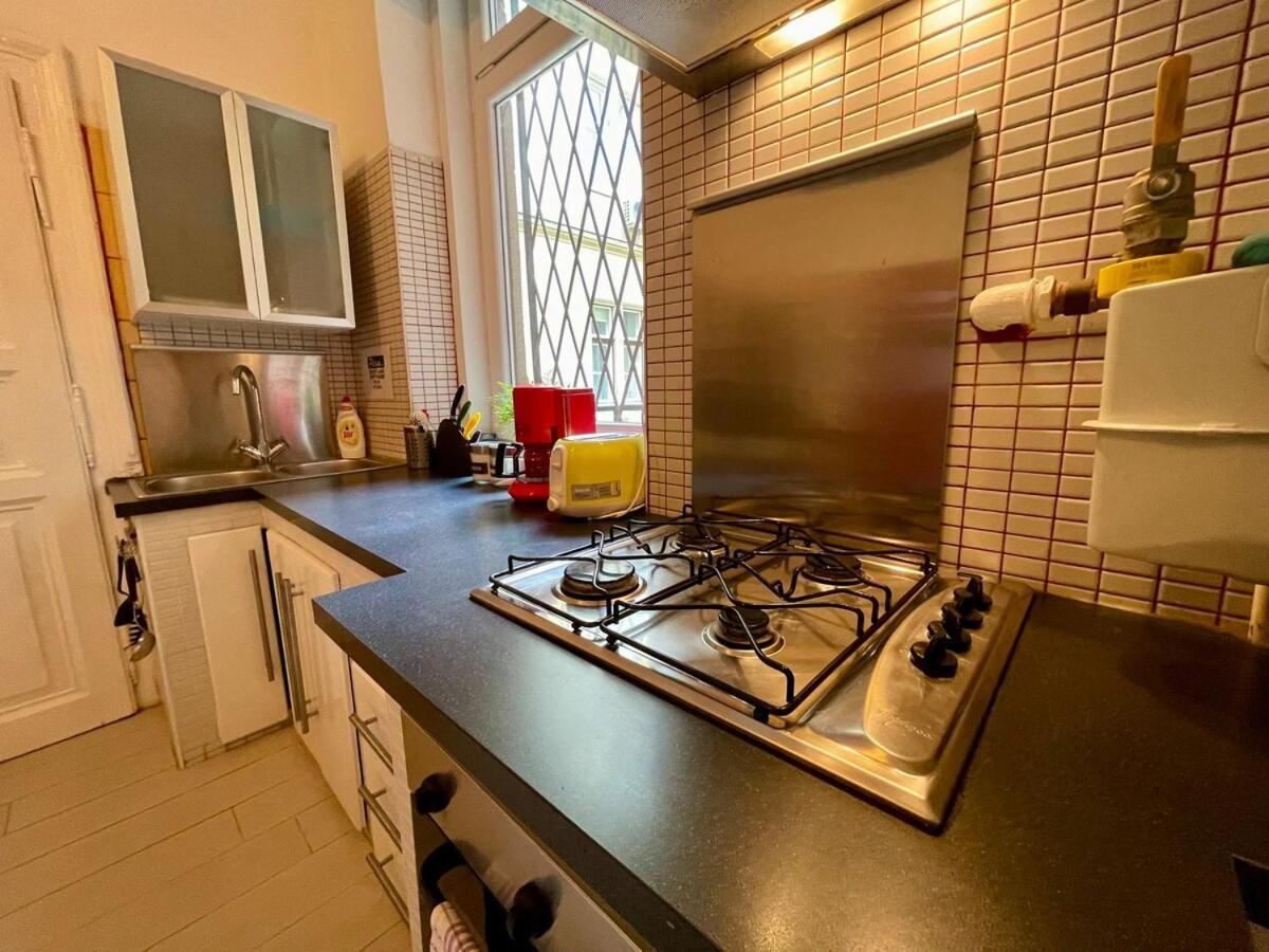 Apartament Iza Bella Classic Romantica Spacious 2br Budapesta
